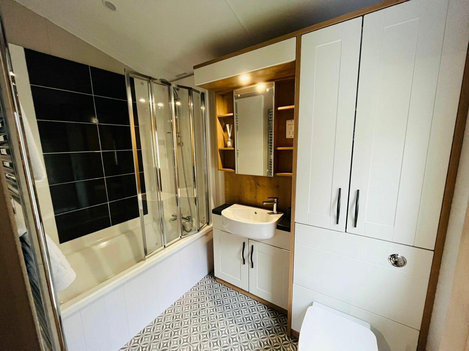 Country Cabin With Hot Tub Γιορκ Εξωτερικό φωτογραφία